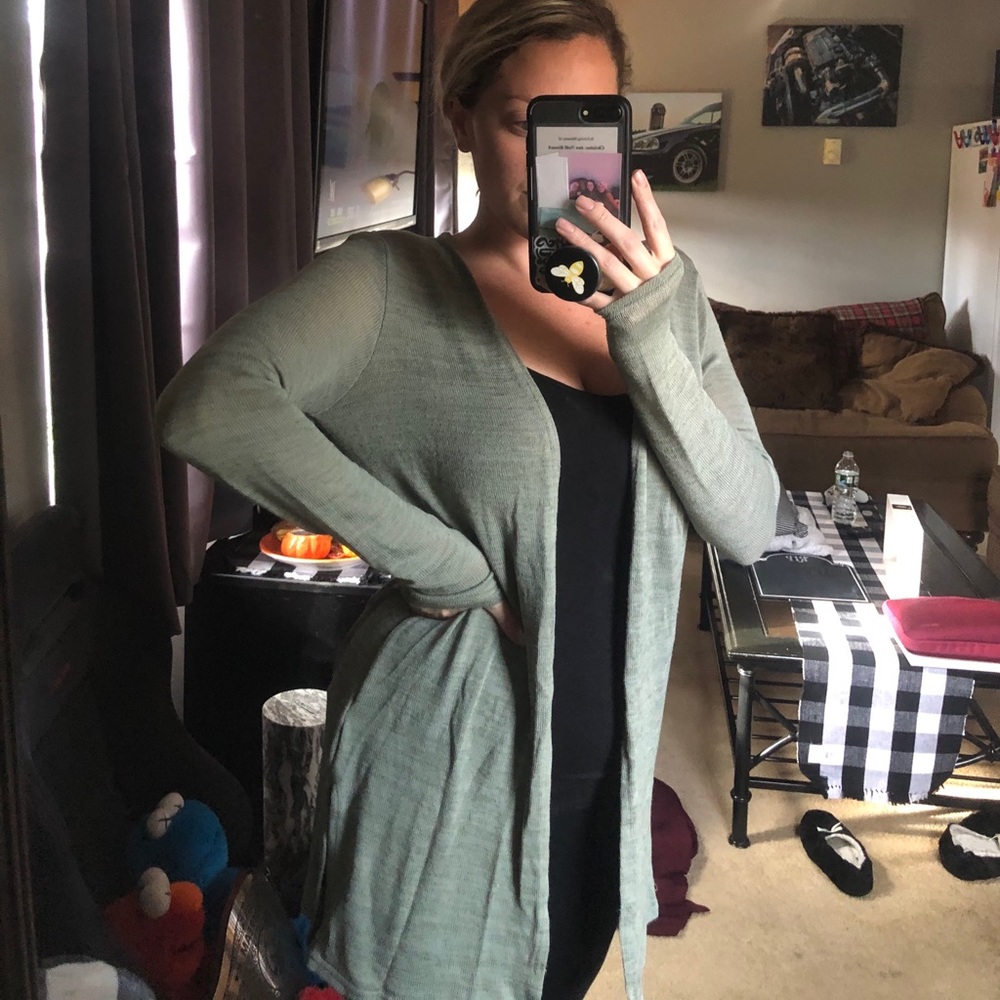 Light HM Cardigan
